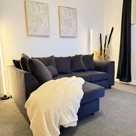 Luxury Cozy 3 Bed Apartment 5Mins From City - Free Parking! Nottingham Exteriör bild